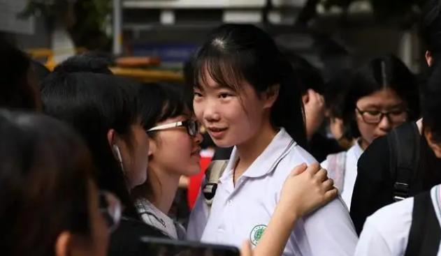 太强了! 广东这3所高职学校录取分数超过本科, 最高分差达到35分