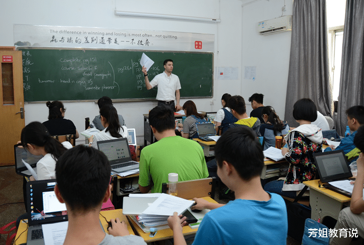 云南财经大学, 经过4次补录仍未招满学生, 这是什么个情况