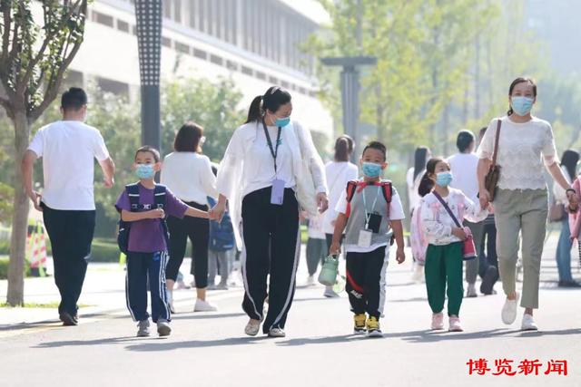 读书，遇见更好的自己——张店区齐润小学举行开学典礼