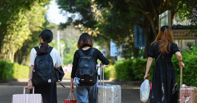 甘肃一高校发布通知! 2022秋季返校时间已敲定, 学生纷纷拍手叫好