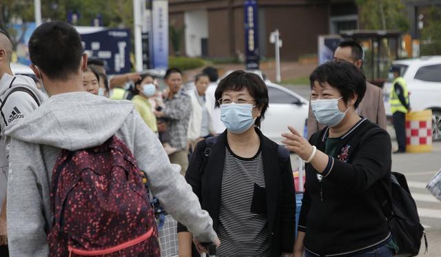 北京中学、高校发生校内感染, 多名学生不幸被感染, 家长: 悲催了