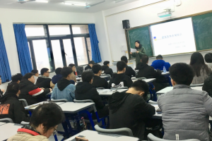 深圳教师收入下调后, 有关部门再发“新政策”, 在职教师坐不住了