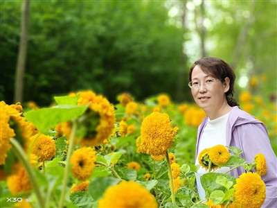 西宁市南川东路第二小学教师 曹洛君