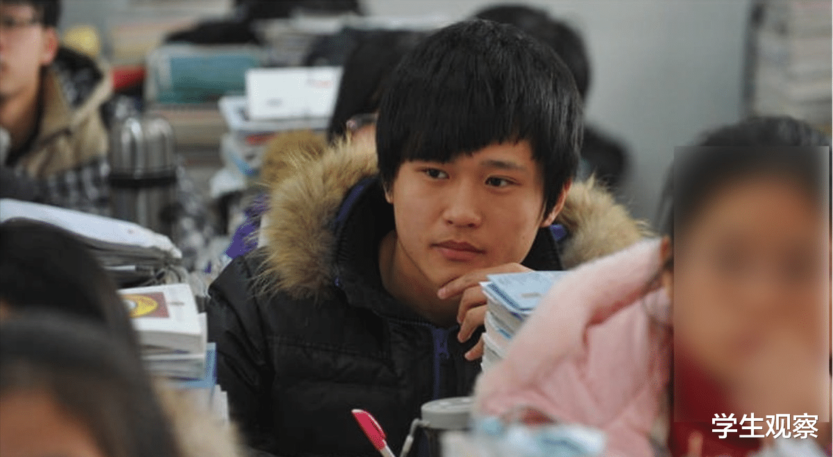 10年前, 襄阳学生放弃高考复习, 千里赴京捐髓救命, 终被北航录取