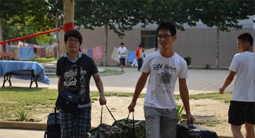 侄子考上河北大学, 却买票去天津, 告状后自己成了别人的笑柄!