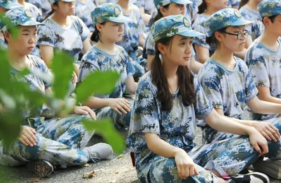 大学刚开学不久, 就有学生想要退学, 背后的原因让人很无奈