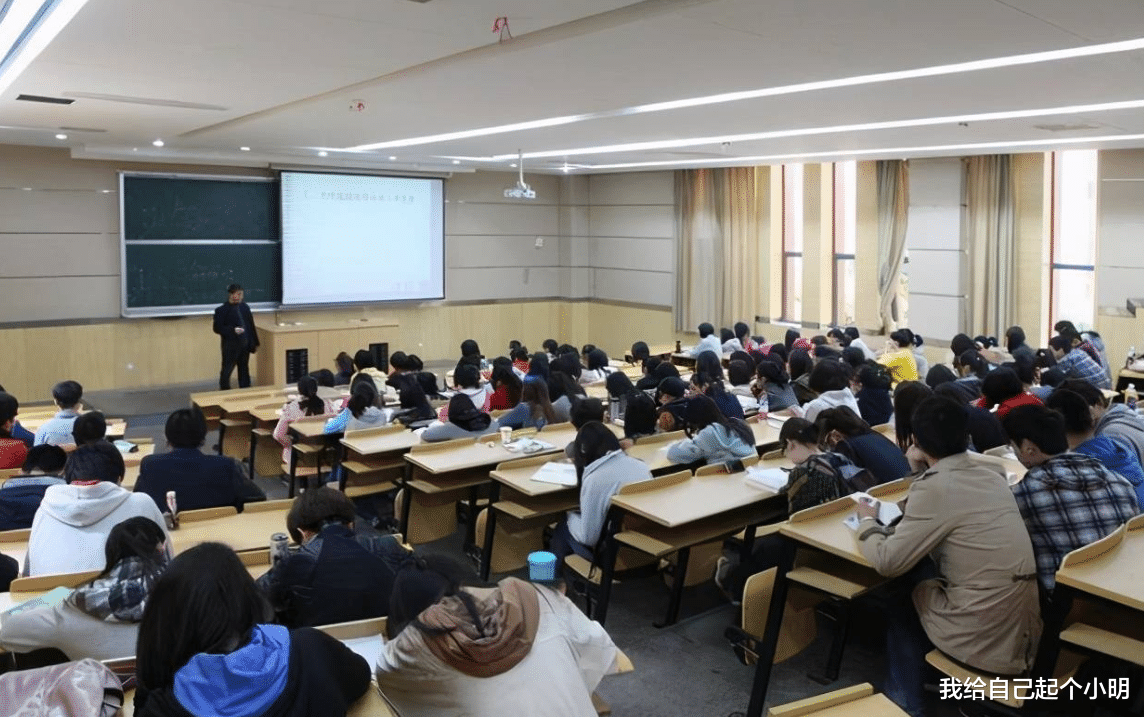 留学生: 明明是我自己交的学费, 为啥说是祖国培养了我?