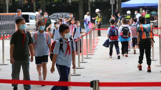 陕西疫情又传来坏消息, 学校再次推迟开学时间, 家长: 有完没完