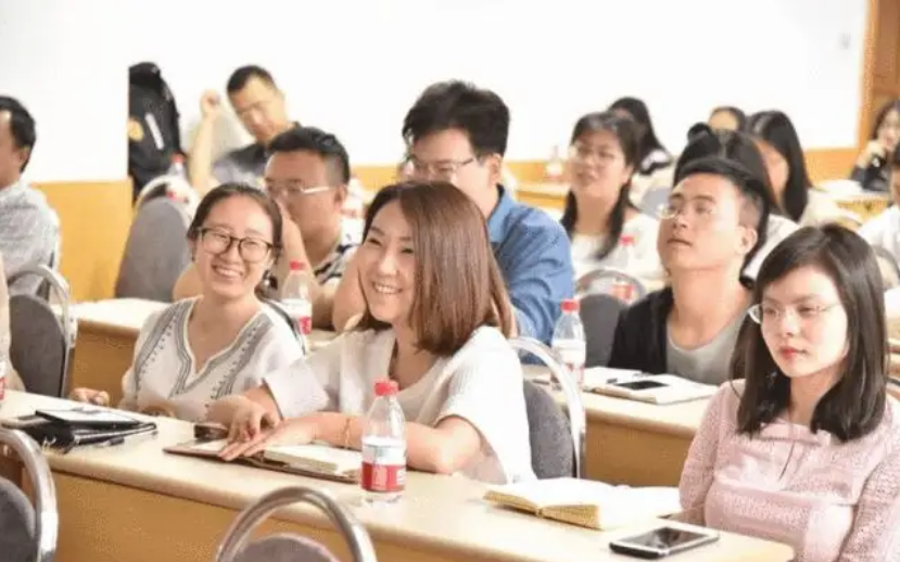 大学的学历有多重要? 毕业后才明白, 过来人感同身受