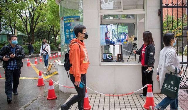 四川发布通知, 大学生秋季学期返校时间确定了, 学生感到有苦难言