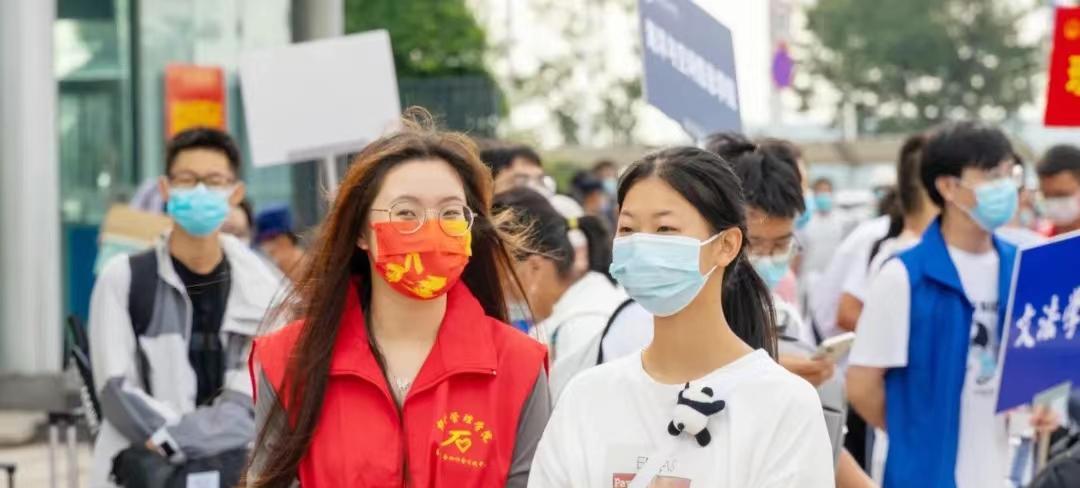 宁夏高校出现三名阳性人员, 将实行封闭管理, 家长感到焦虑