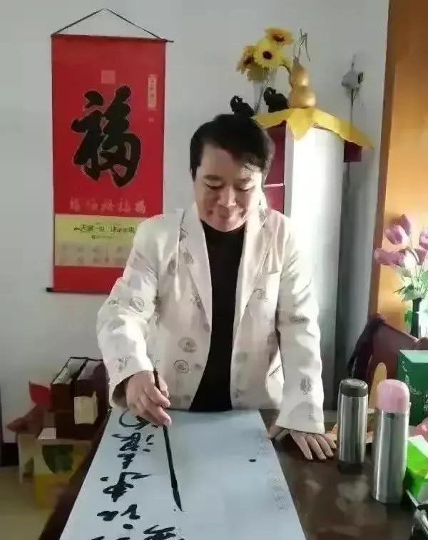 读书须用意, 一字值千金, 寒门学子勤学苦读, 高考664分进清华