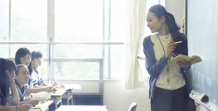 有学校收到12份博士简历，有学校最热岗位1:100，杭城中小学教师招聘太热了