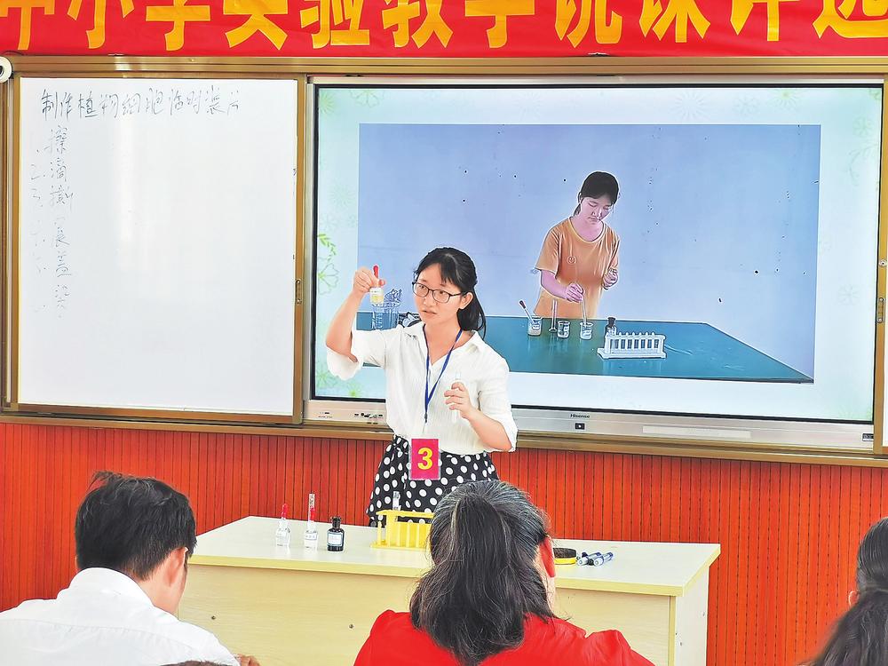 深圳学校降薪后, 教师出现“佛系”现象, 非师范生的弊端日益明显