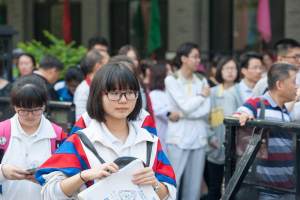 广东三所大学被央媒点名曝光, 毕业证分文不值, 大家报考需谨慎