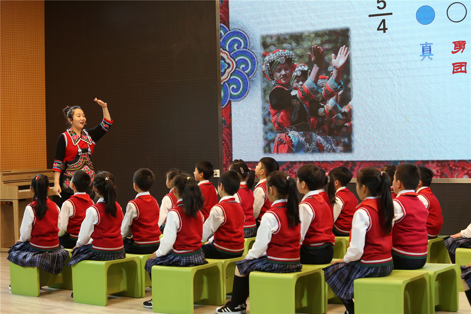 以“五育融合”为引擎, 探索课堂之变! 这场全国研讨会上, “金山智慧”引发关注