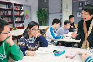 从中国最具特色的中学出发，他们的人生十年经历了什么？