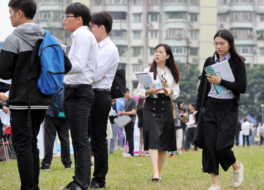 同为大学生, 双一流真的会看不起二本吗? 郑强教授说的很对