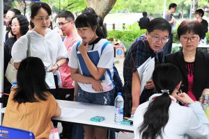 广东2863名学生拟获高考加分资格, 名单公布后, 网友们却坐不住了