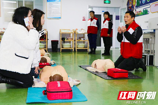 携手赋能高校人道事业 湖南省红十字会与湖南劳动人事职业学院签署合作协议