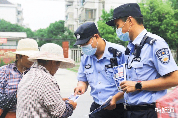 辅警工资如此之低, 为啥还有大学生非干不可? 过来人表示懂的都懂