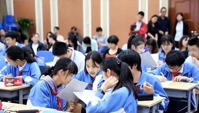 中学生春天来了? 或将实施“推迟中考分流”计划? 家长激动不已