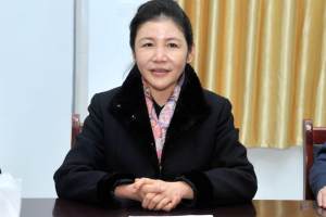 61岁女部长走马上任, 出身于孔孟之乡一身正气, 学历更是让人钦佩