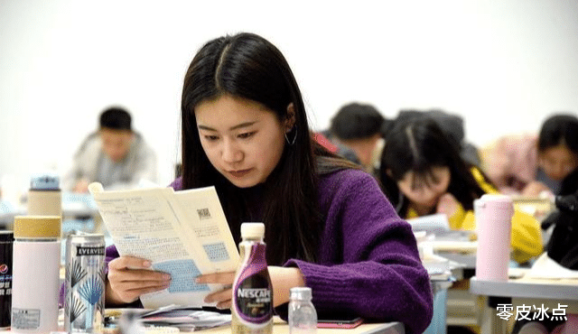 专家怒批“考公热”愈演愈烈, 揭开了中国教育的结构性“伤疤”
