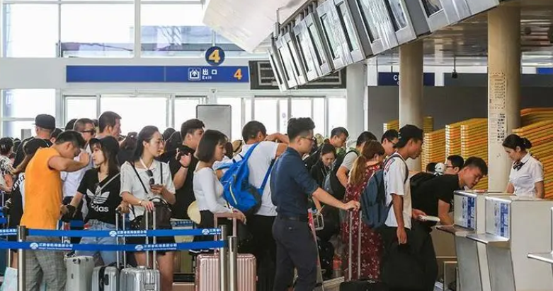 仿佛留了个假学！悉尼大学开学第一课照片流出，几乎都是中国学生