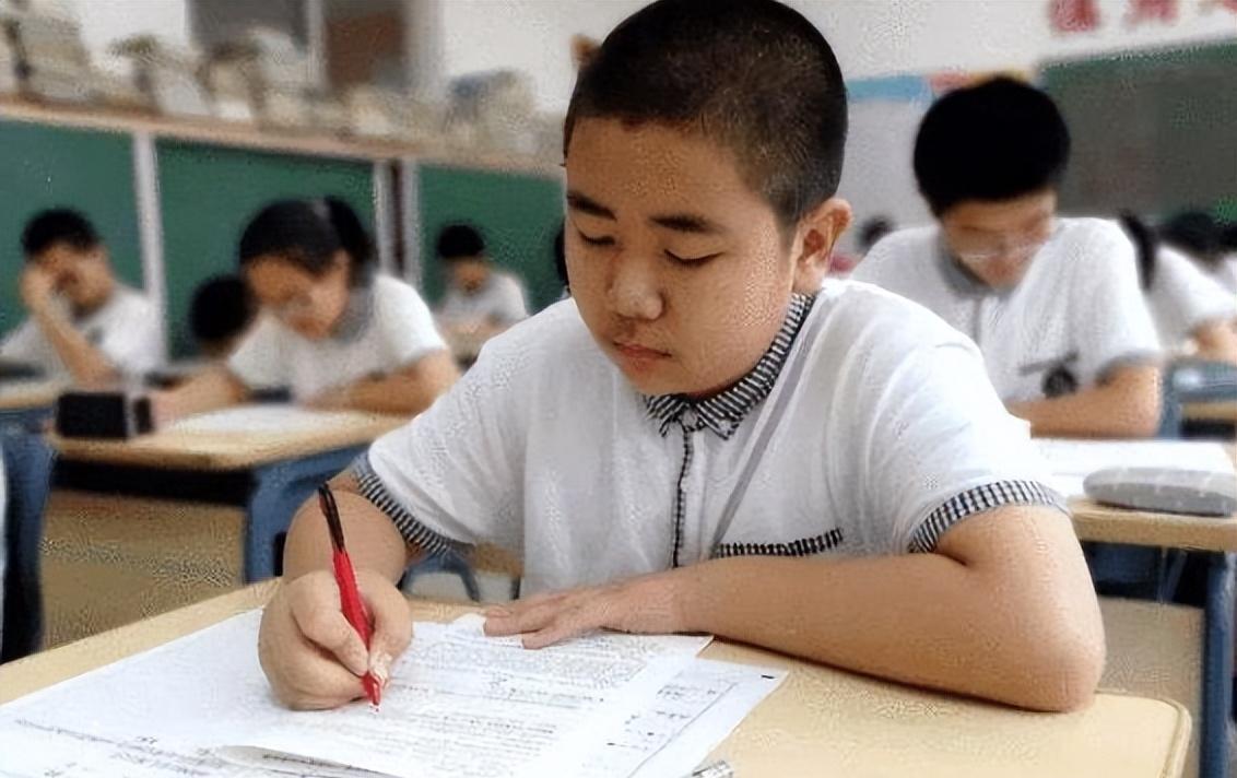 中小学生上课时间迎来调整, 5月份有望实行? 学生和老师期待不已