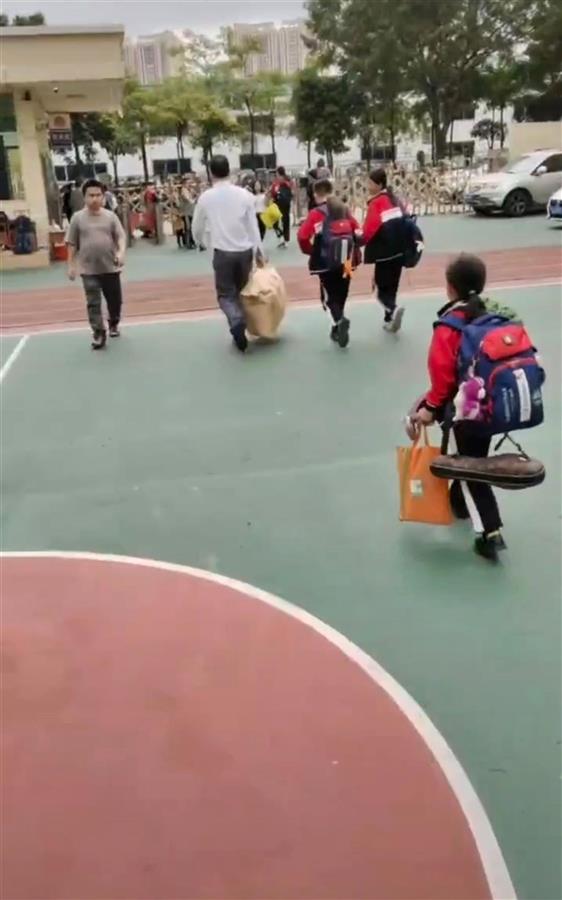 广东惠州一学校突然倒闭, 当地教育部门: 就近安排学生入学