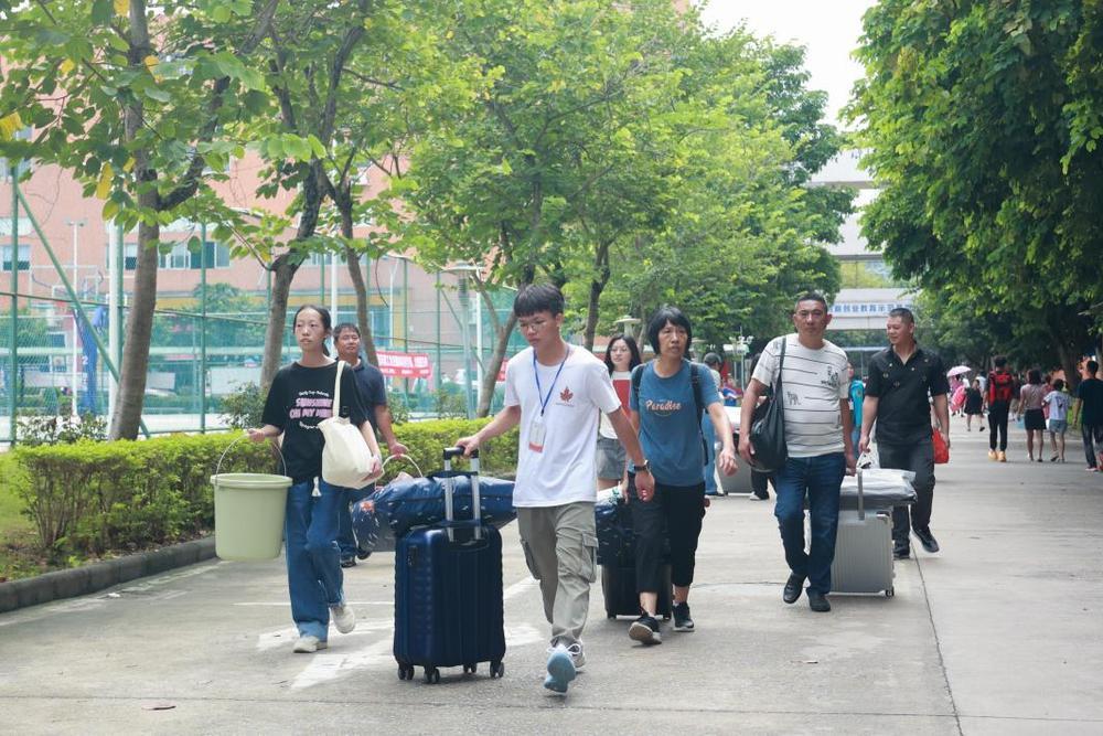 新宿舍被夸爆! 这所高职大一新生载梦而来