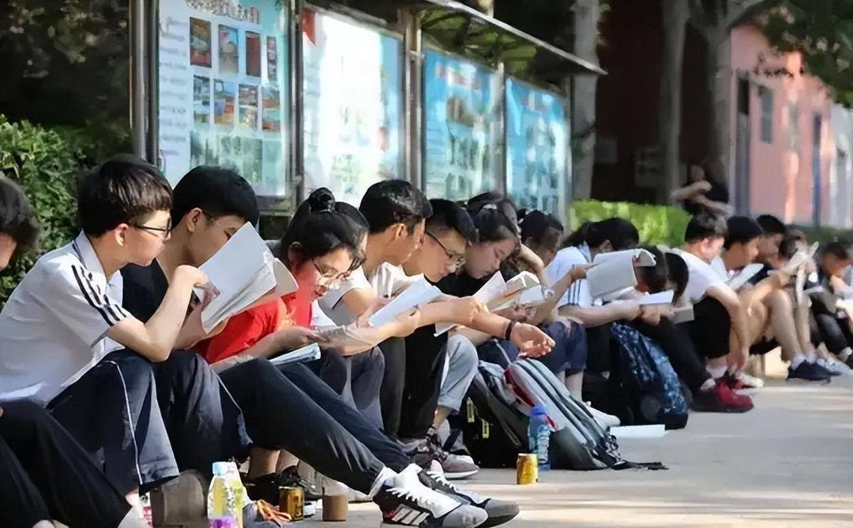 多省市下发通知, 高考迎来进一步调整, 家长: 难以接受