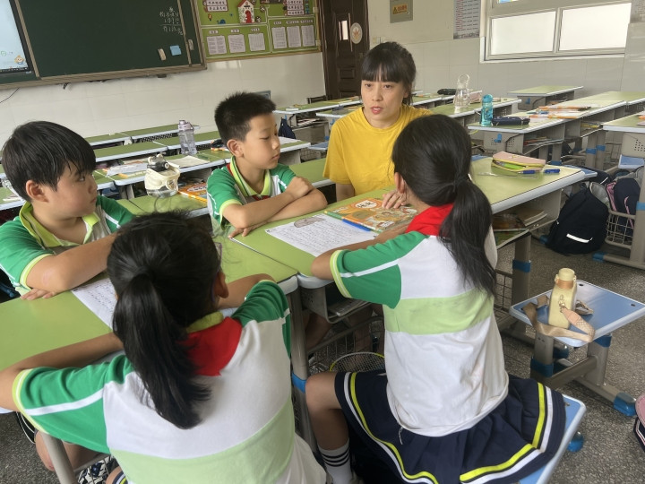 学生“常丢作业”? 衢州农村小学的这名家委会主任开起免费托管班