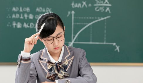 初中学霸为何高中成绩下滑? 背后的原因你知道吗?