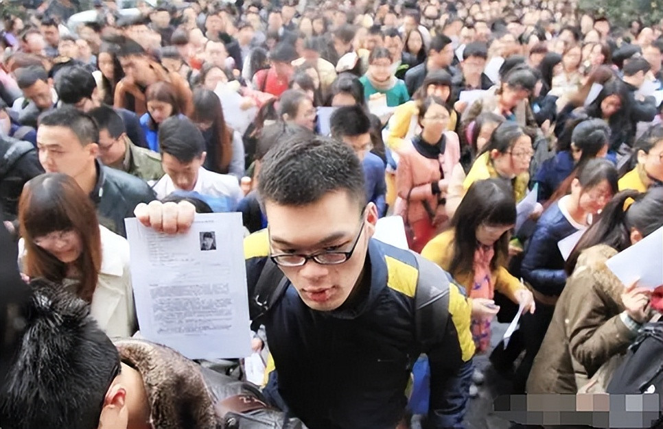 “别让人当软柿子捏! ”体制内生存也需要技巧, 前辈的话不得不听