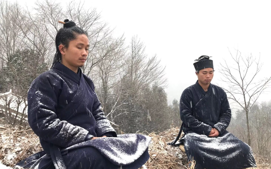 你们玩真的? 道教学院课堂实录: 抓鬼, 傀儡术, 作息时间很劝退!