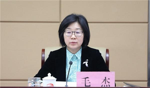 高三教师到点可否下班? 河南教育厅毛杰厅长发话了, 你怎么看