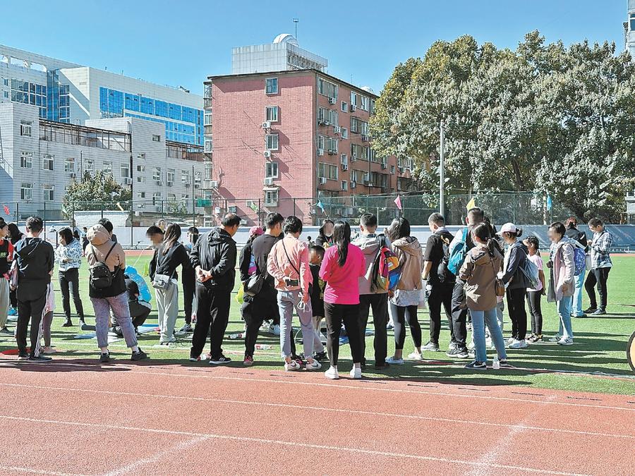 从业者良莠不齐, 校外体育培训“野蛮生长”乱象多