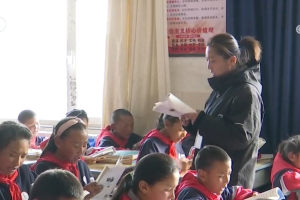 受教育权充分保障! “走出高原看世界”成为众多西藏孩子人生写照