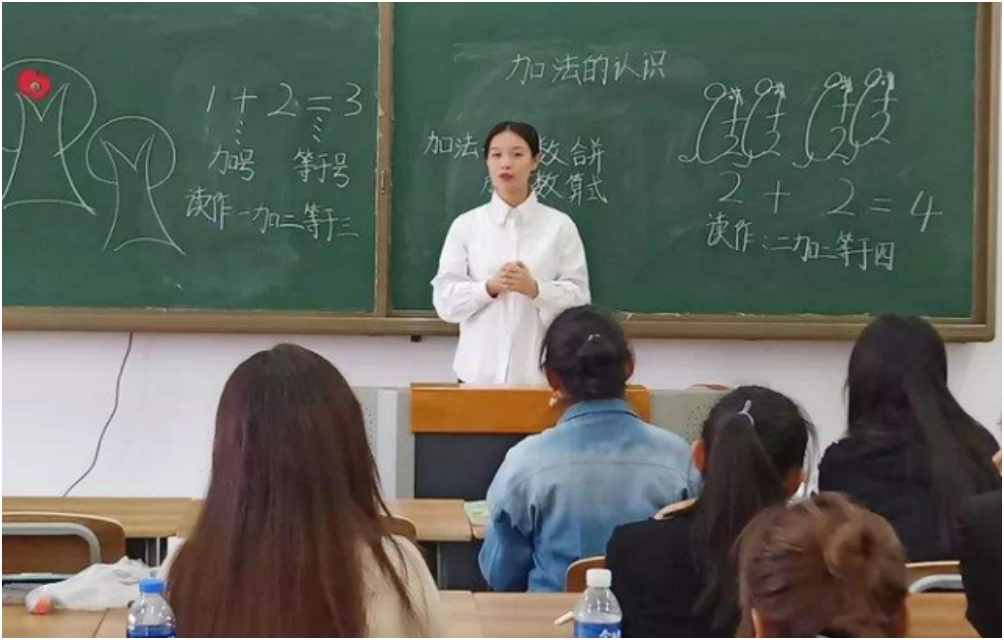 中学年薪40万招聘老师, 要求学历研究生起步, 师范生直呼: 打扰了