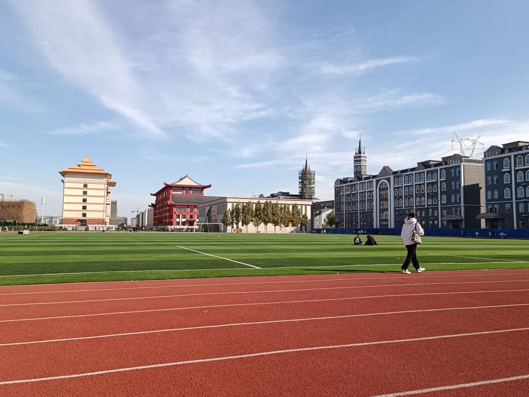 一起来看河北外国语学院醉美校园景!