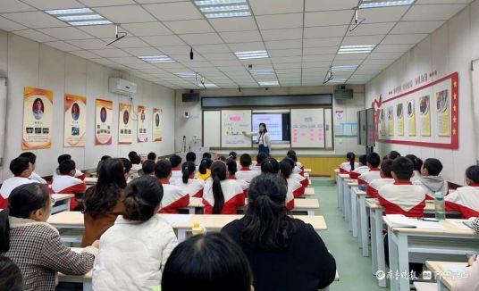 东昌府区张炉集镇中心小学开展数学教研活动