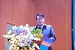 重庆高新区举行“发展思维品质 培养核心素养”调研会