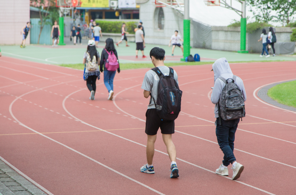 三本大学工程管理专业, 宿舍4人, 毕业5年, 真实的工作和生活现状