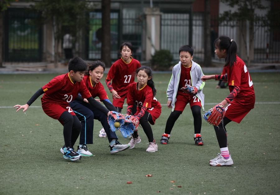 三个月20项比赛鼓励人人参与, 阳光体育大联赛带领学生“动起来”