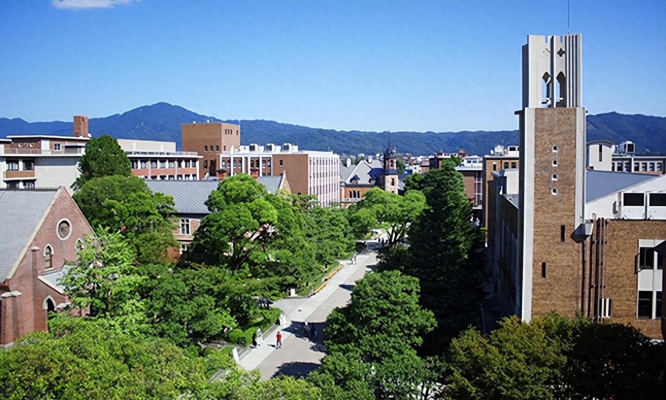 日本第三古老的大学, 同志社大学