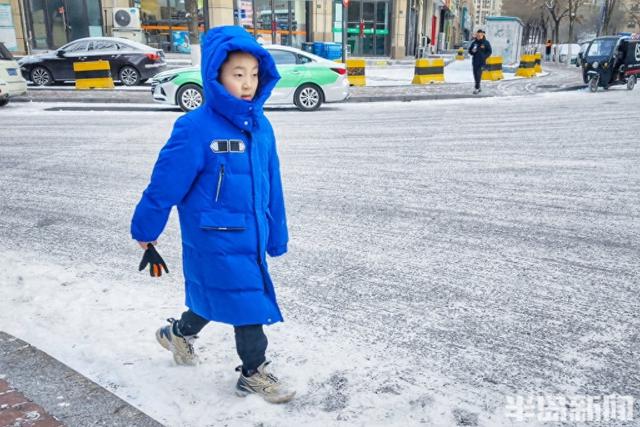 玉尘铺路, 踏雪上学