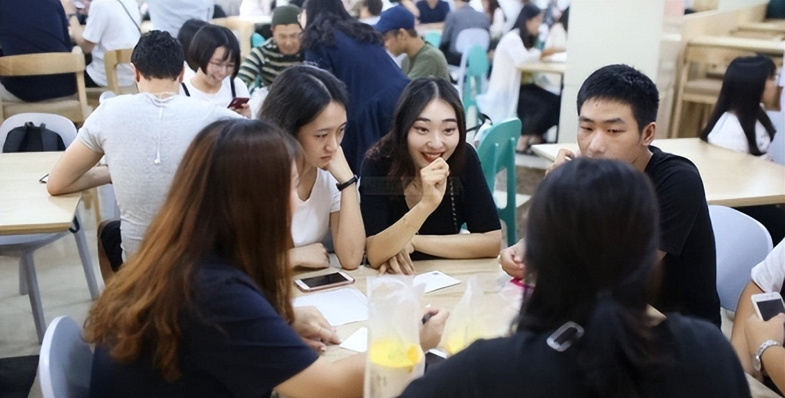 教育部传来消息，部分留学生文凭将不被国家认可