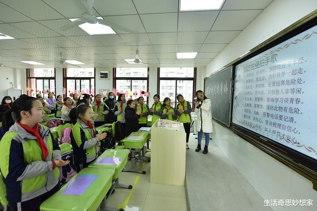 太猖狂了! 年满14周岁的男孩, 竟在KTV里公然霸凌并强暴女同学!